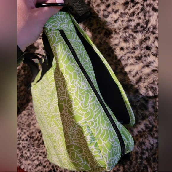 Crossbody bag - Picture 9 of 10